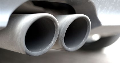 Abartı Egzoz Cezası Nedir? Motor ve Arabada Gürültülü Egzoz Kullanma Cezası Ne Kadar? (2025)